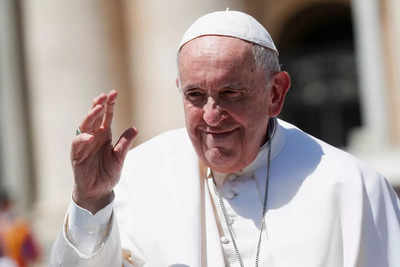 Pope Francis says he refuses distinction between 'good and bad' in Ukraine war