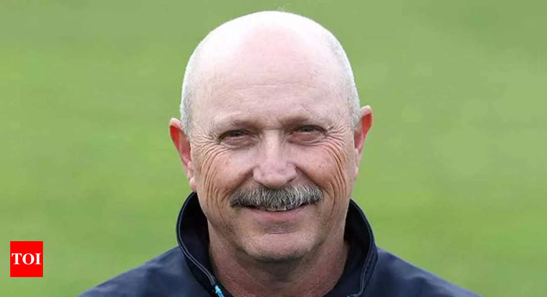 Former Test captain Dave Houghton back at the helm for ailing Zimbabwe | Cricket News – Times of India