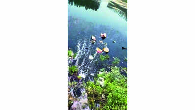 Punjab: Dyeing units continue to dump waste into sewers, vacant plots