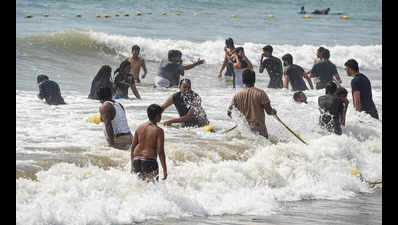 Visakhapatnam: Blue Flag team visits Rushikonda beach