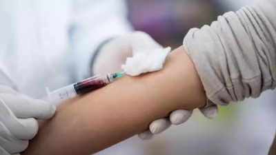 Kanpur policemen donate blood for the thalassaemia-hit kids