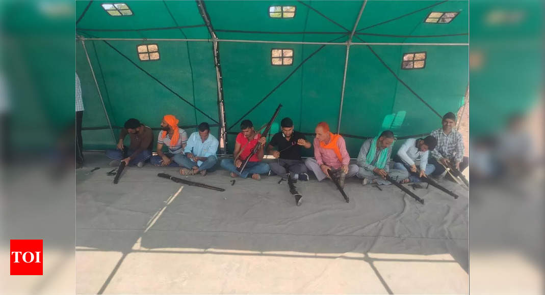 Army organises workshop with VDCs to reorient their arms skills in Rajouri village