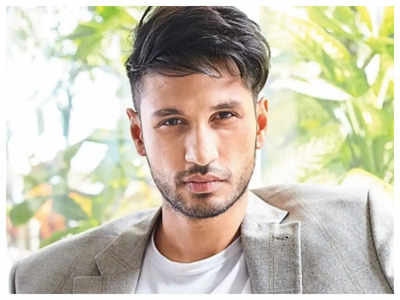Arjun Kanungo releases 3 tracks from debut studio album 'Industry' | Hindi  Movie News - Times of India