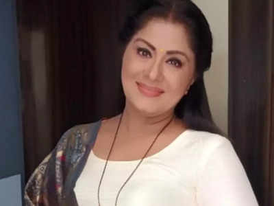 Sudha Chandran turns anchor for the show 'Crime Alert' - Times of India