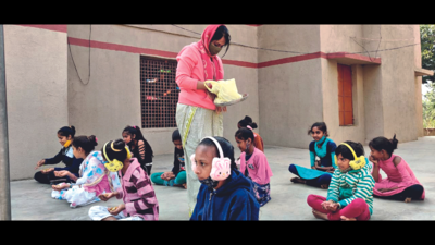 Gur, chana & sing: Teacher draws up lesson against malnourishment in Gujarat