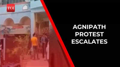 Agnipath row: Protesters vandalise Bihar deputy CM’s house