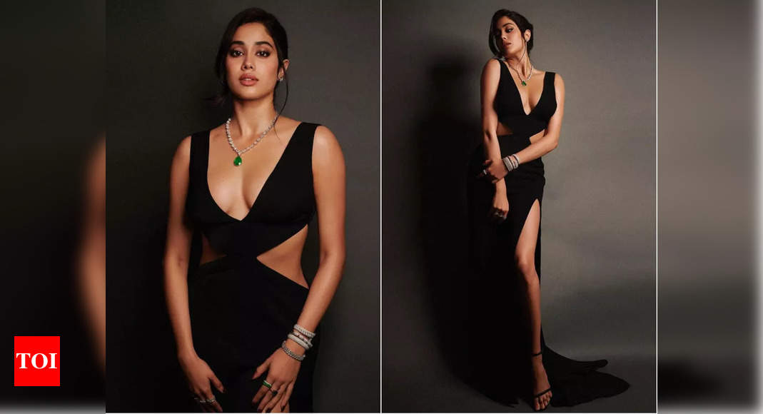 Janhvi Kapoor gets brutally trolled for her plunging neckline gown – Times of India