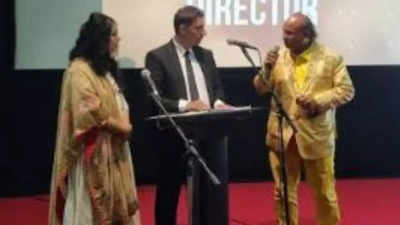 National Award winning director Rajeev Kumar wins Best Director Award at DESIblitz Fusion Film Festival