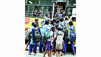 700 school buses in Vizag district not yet ‘fit’