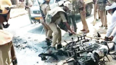 Violent protest against Agnipath scheme engulfs Jaunpur on Saturday