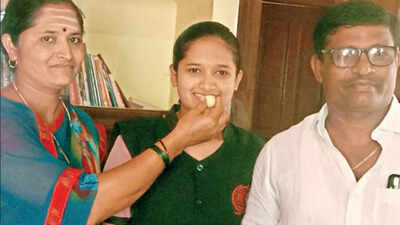 Karnataka: Indu College shines in arts stream | Hubballi News ...