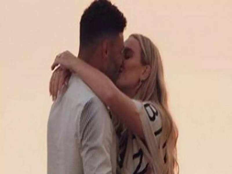 'Little Mix' singer Perrie Edwards engaged to Alex Oxlade-Chamberlain