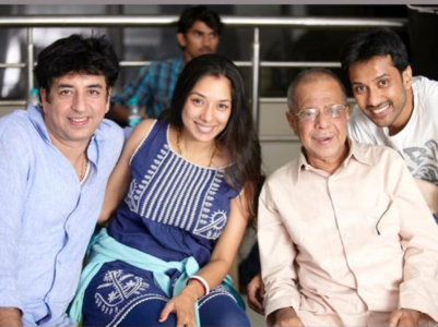 Rupali Ganguly shares family pic, praises hubby