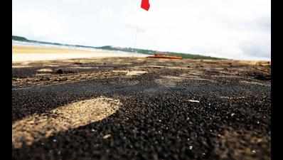 To rein in tar ball recurrence, pollution board asks MPA for oil transfer details