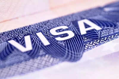 India grants visas to 111 Afghan Sikhs & Hindus, about 60 applications still pending