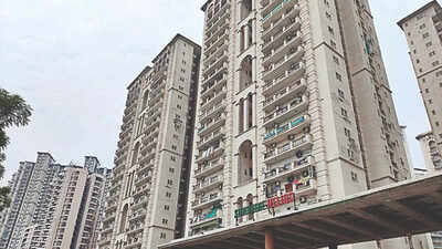 Residents of Sunshine Helios blamed the incident on the builder, alleging poor upkeep of the society