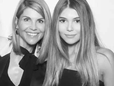 Lori Loughlin makes her first Red Carpet appearance following college admissions scandal