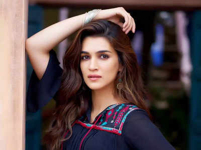 Kriti Sanon leaves fans impressed with her workout video