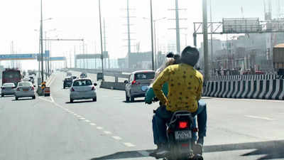 Banned, so what? 2-wheelers linked to 30% of e-way accidents in Ghaziabad
