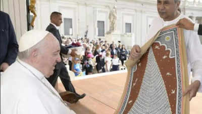 Odisha CM Naveen Patnaik meets Pope Francis in Vatican City