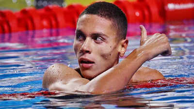 Romanian 17-year-old David Popovici wins 100m freestyle world title