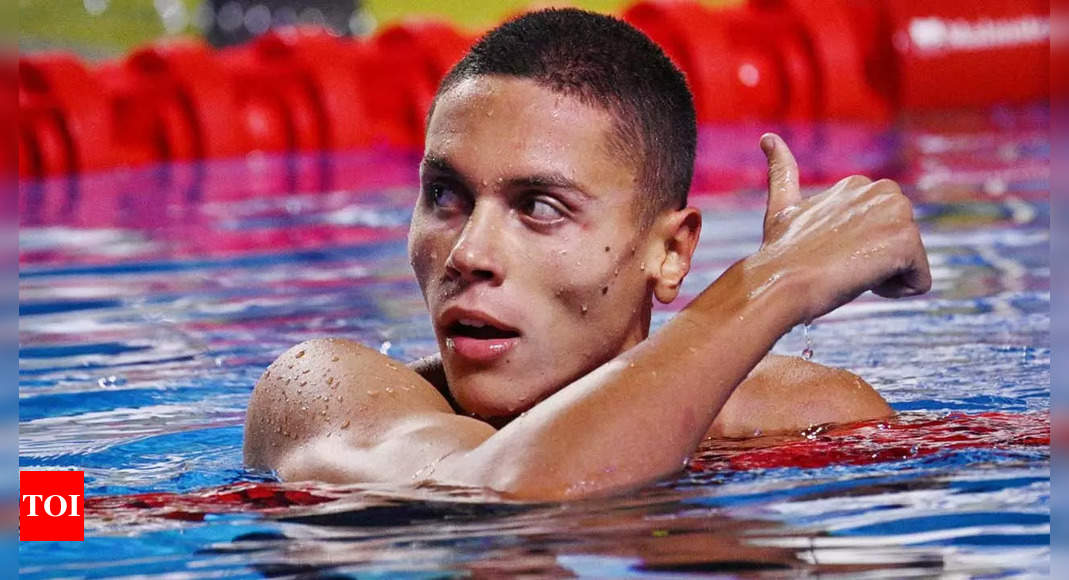 Romanian 17-year-old David Popovici wins 100m freestyle world title | More sports News – Times of India