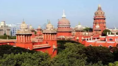 Madras high court restrains AIADMK general council from amending bylaws