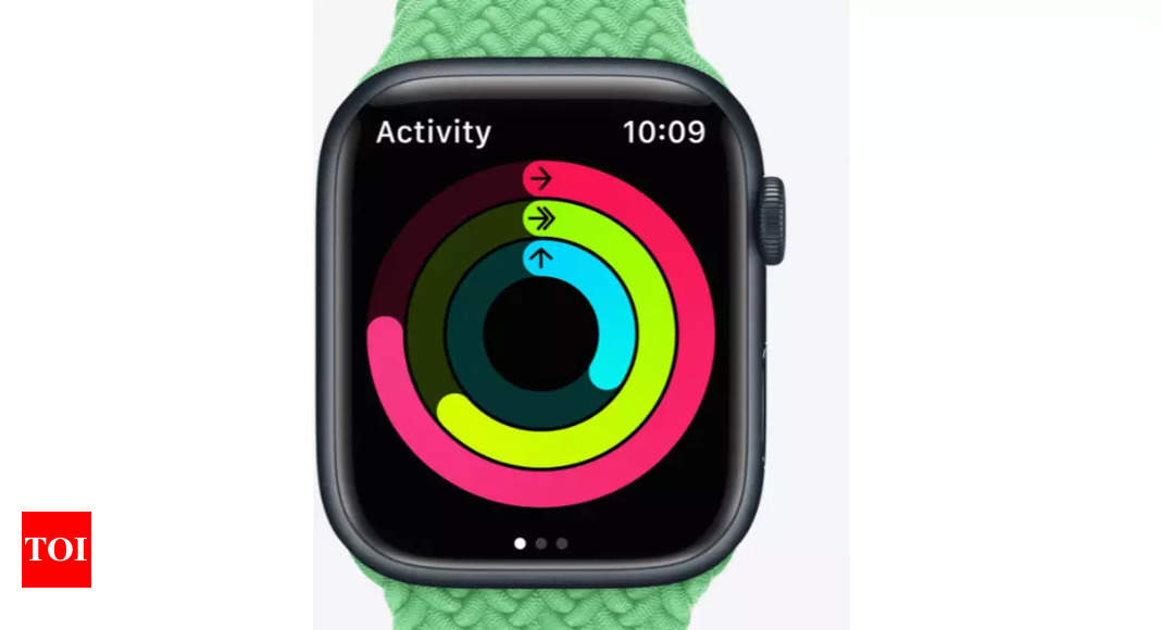 Apple Watch saves life of woman trapped in river: Report – Times of India