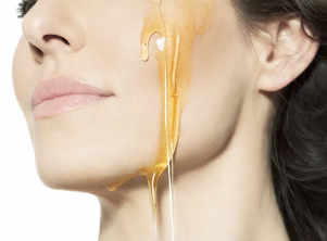 
Incorporate honey in your skincare routine for a flawless skin
