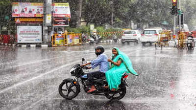 Monsoon misses date with Lucknow