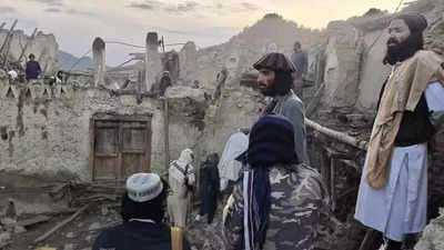 Afghan quake survivors without food and shelter as floods hamper relief effort