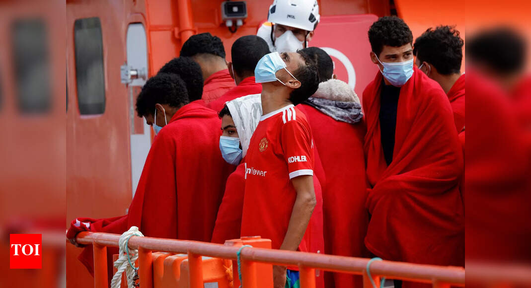 Les migrants font une nouvelle incursion à la frontière pour entrer dans la ville espagnole