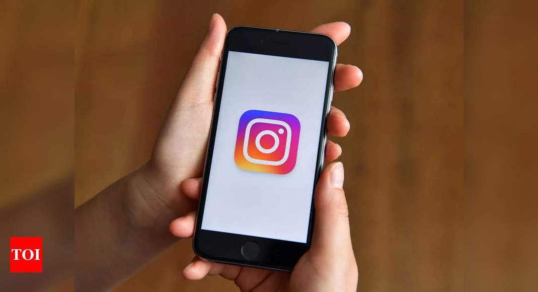 Instagram testing Notes: How the new ‘disappearing messages’ feature will work – Times of India
