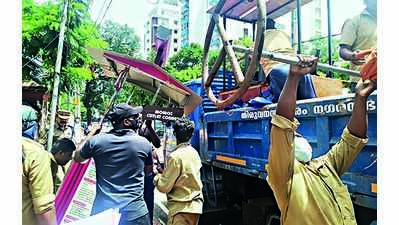 Thiruvananthapuram: Civic body removes nine illegal roadside eateries