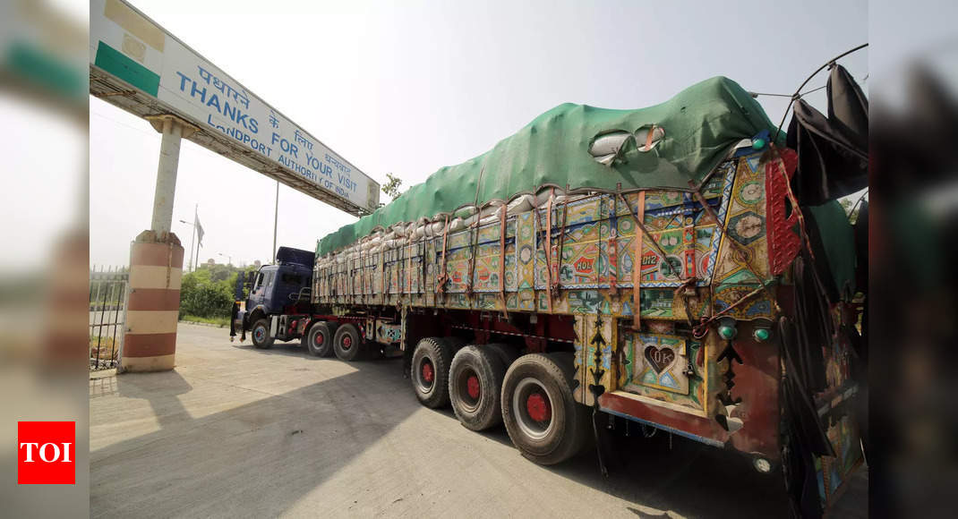 India sends fresh consignment of 3,000 tonnes of wheat to Afghanistan | India News – Times of India
