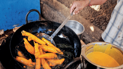 1 in 10 street food vendors in Tamil Nadu reuses cooking oil: Survey