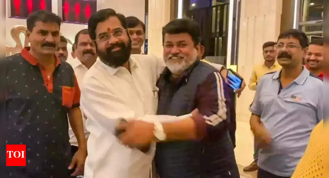 Maharashtra political crisis: Now, 8th minister jumps ship; only 3 Sena men left in Uddhav cabinet