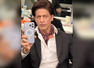SRK completes 30yrs in B'wood, thanks fans