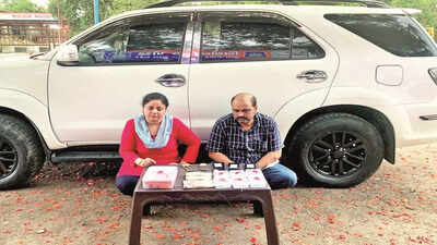બંને પોલીસ કસ્ટડીમાં બેનર img