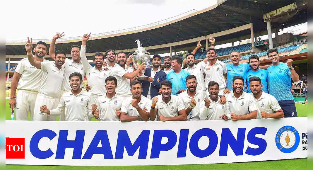 Madhya Pradesh beat Mumbai by 6 wickets in Ranji Trophy final to end long wait for domestic title | Cricket News – Times of India