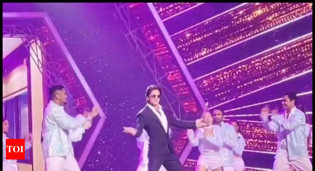 SRK in Jab Tak Hai Jaan  Vibram sneaker, Khan, Live lokai bracelet