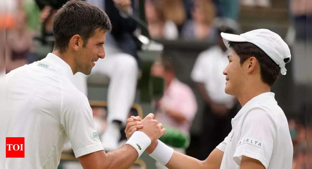 Novak Djokovic drops set on way into Wimbledon second round