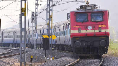 Jharkhand: Hit by train, CRPF jawan critically injured in Gomia