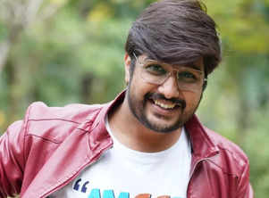 Actor Vinay UJ completes six successful years