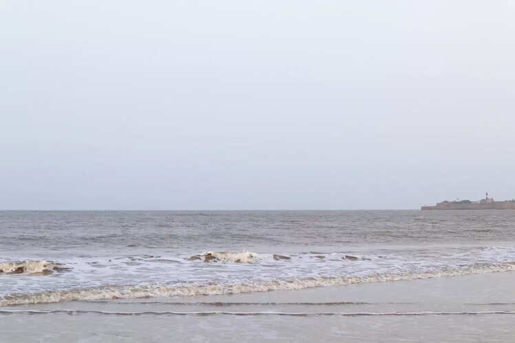 Ghoghla Beach, Diu
