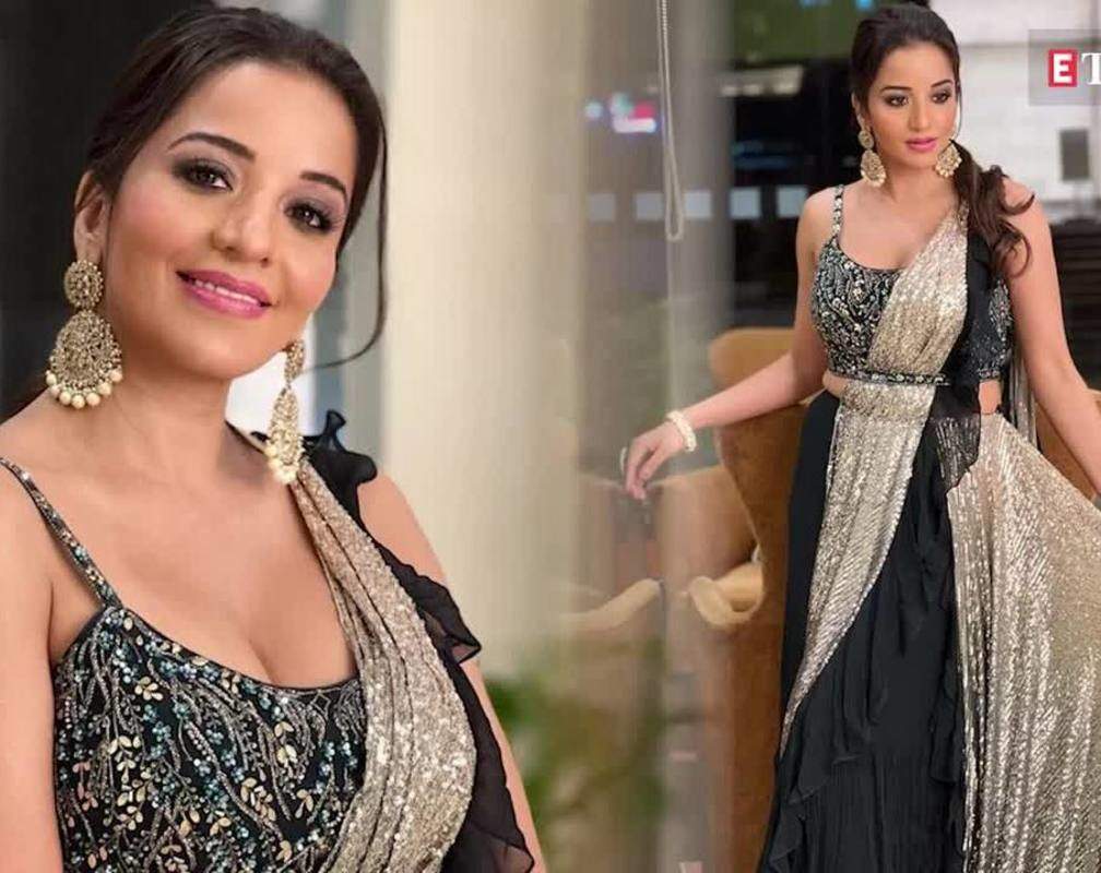 
Monalisa shows her beauty in a stylish attire
