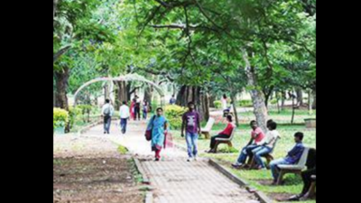 Bengaluru: Plan to ban pets in Cubbon Park on hold