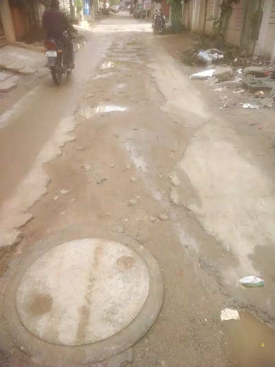 Pathetic Roads in Kalpana Housing Society