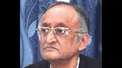 Kolkata: Amit Mitra writes to FM, says GST council decisions must be taken by consensus