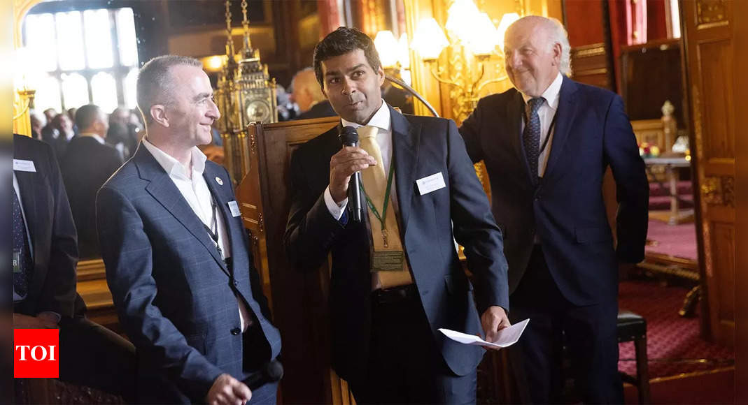 Former F1 driver Karun Chandhok hosts session on sustainable motorsport in UK parliament | Racing News – Times of India